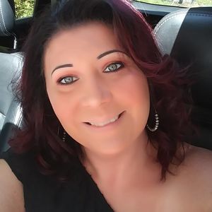 Meet your Posher, Debra